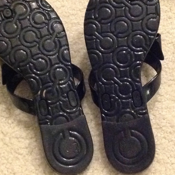 Coach black sandals size 7 pre-owned - Picture 5 of 5